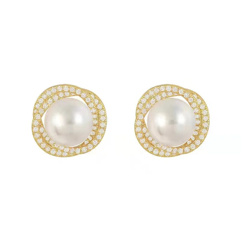 Twisted Pearl Stud Earrings